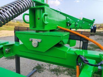 Запчасти для тележки для жаток Візок для жниварок 7 -12 м Claas, Case,New Holland, JOHN DEERE, CLAAS 1937761417 фото