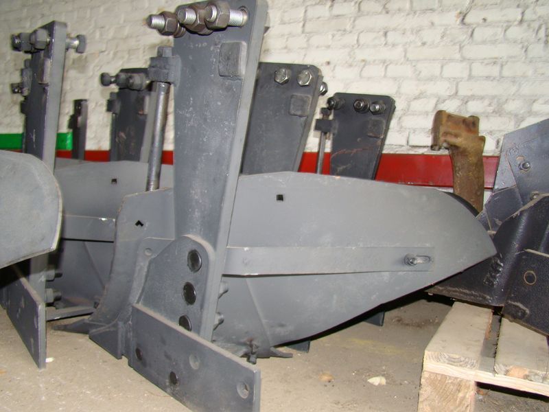 Лемех ПЯШ 02.100 верхній ярус плуга ПЛН 3-35, 4-35, 5-3,5, 8-40 ціна,опт, ЗАВАНТА ПРОДУК! ОД 23.8-77 фото